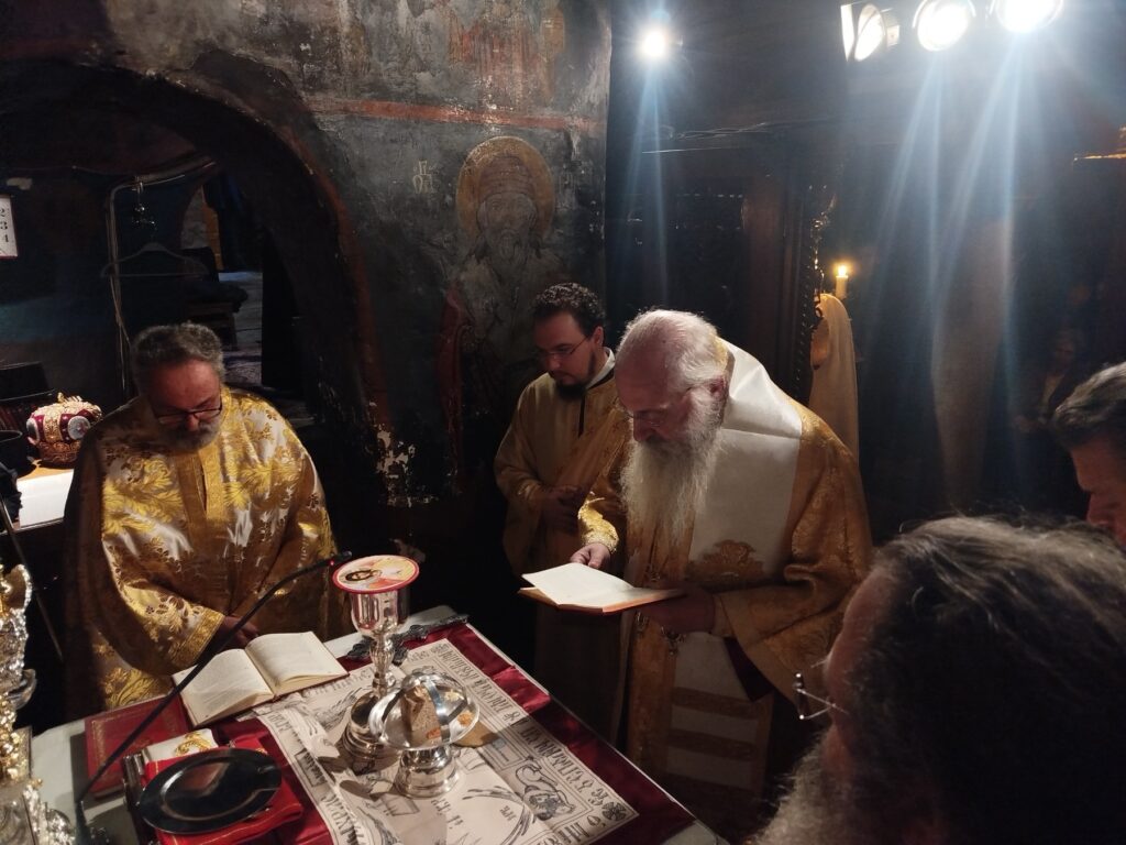 Χειροτονία Πρεσβυτέρου στην Ιερά Μονή Γοργοεπηκόου Νεστάνης – Τρία έτη από την εις Επίσκοπον χειροτονία του Σεβασμιωτάτου Μητροπολίτου Μαντινείας και Κυνουρίας κ.κ. Επιφανίου